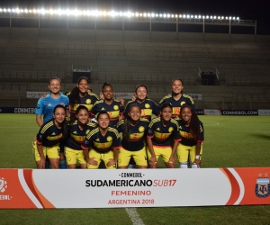 Selección Colombia Femenina sub 17, derrotó a Brasil 1-0. Andrea Pérez (segunda en la parte de arriba, de izquierda a derecha), jugó los 90 minutos.