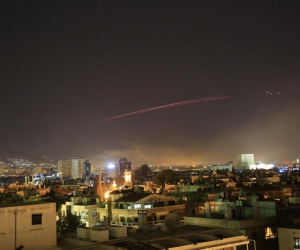 En Siria activaron métodos antiaéreos para evitar que misiles los afecten.