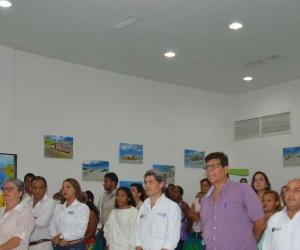 Representantes de comunidades, Ongs, instituciones y medios de comunicación participaron de la audiencia. 