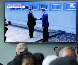 Histórico saludo entre los presidentes de las Coreas.