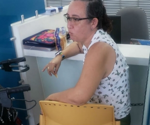 Luz Marina Navarro, la paciente que se encadenó en el módulo de atención de Medimás EPS.
