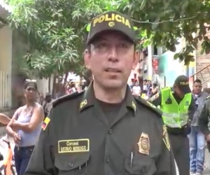 Coronel Gustavo Berdugo Garavito, Comandante de la Policía Metropolitana desde el lugar de los hechos.