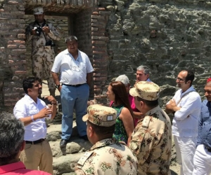 El equipo de trabajo para el plan de restauración del ‘Fuerte Militar de San Fernando’ está integrado por el Ejército Nacional, la Universidad del Magdalena, la Universidad Externado de Colombia y representantes del sector turístico y productivo del departamento. 