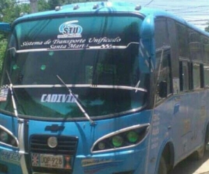 Bus en el que los ladrones cometieron el hurto.