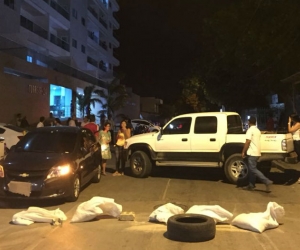 Torre 19 - 24, edificio donde residentes bloquearon la vía por falta de agua.