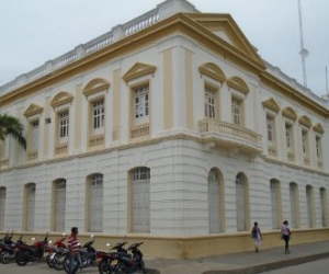 Fachada de la Alcaldía de Ciénaga.