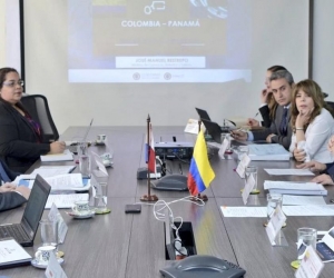 Reunión entre ministros de comercio de Colombia y Panamá.