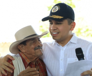 Ministro de Vivienda, Ciudad y Territorio, Jonathan Malagón.