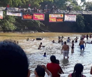 El puente colapsado.