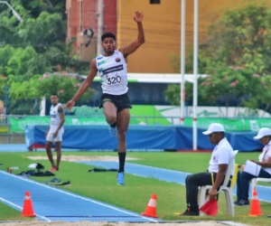 Unimagdalena El cienaguero Arnovis Dalmero conquistó la medalla de oro en la modalidad de salto largo.