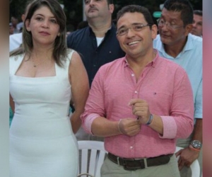 Rafael Martínez y la alcaldesa electa Virna Johnson