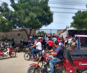 El hombre fue asesinado dentro de un parqueadero. 