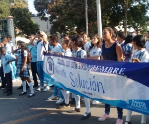 Estudiantes del IED 11 de Noviembre bloquearon la Troncal del Caribe. 