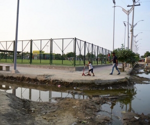 En esta imagen se ve reflejado el problema ambiental que se presenta en las vías de acceso al escenario recreativo y deportivo.