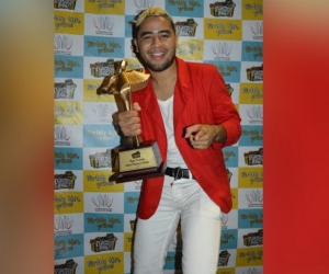 Gustavo Picalúa, ganador del festival Francisco el Hombre