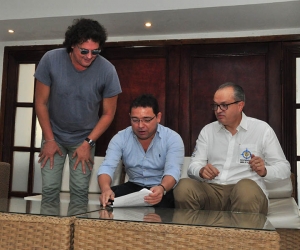 El alcalde Rafael Martínez firmó el Pacto por el Agua el pasado 31 de octubre.