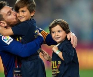 Messi y sus hijos.