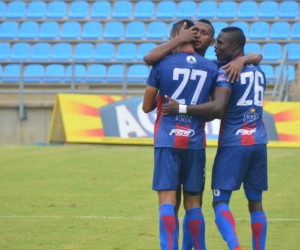 Unión Magdalena en el partido ante Real San Andres.