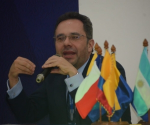 Álvaro José Mora- Conferencista