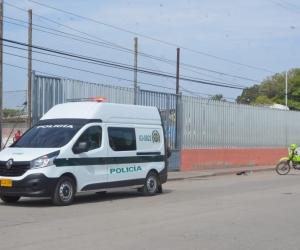 Autoridades llegaron hasta el popular barrio de Santa Marta