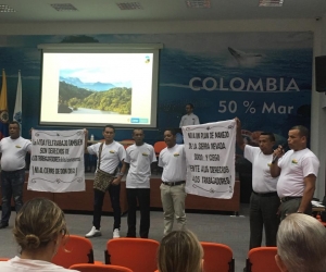 Los trabajadores de las bananeras en Don Diego temen por sus empleos. 