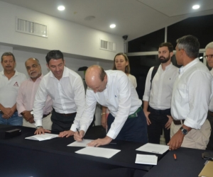 Firma del convenio entre la Alcaldía de Santa Marta y la Agencia Nacional de Contratación Pública a través de la plataforma pública ‘Colombia Compra Eficiente’