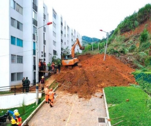 La tragedia ocurrió en un conjunto residencial ubicado en el sector Los Juncos, en Dosquebradas.