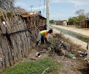 Inician labores de limpieza en canales de Ciénaga