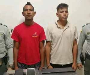 Sujetos capturados por presunto robo a turistas.