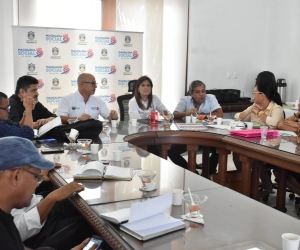 Rosa Cotes lideró mesa de trabajo con el Sindicato de Educadores de Magdalena.