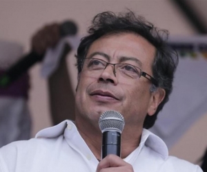 El senador Gustavo Petro.