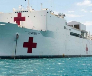 Buque Hospital USNS Comfort.