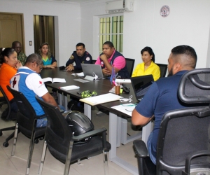 Mesa de trabajo interinstitucional con el propósito de articular acciones y estrategias de participación en el ‘Octavo Simulacro Nacional de Respuesta a Emergencias’.