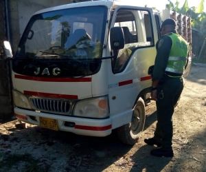 Camión recuperado por la Policía del Magdalena.