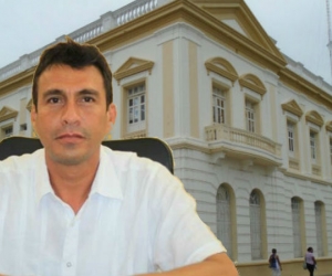Julio David Alzamora, presidente de la Asamblea, cuestionado por presunto acceso carnal abusivo. 