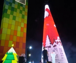 El Árbol de Navidad de Barranquilla, donado por Tecnoglass, es el más grande de Colombia.