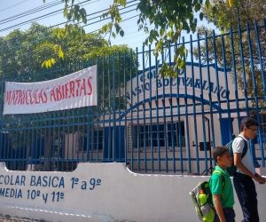 Fachada del colegio Gimnasio Bolivariano