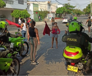 Imagen de referencia - personas en calles de Santa Marta.