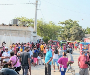 Alcaldía de Ciénaga se molestó con la Gobernación por la falta de organización a la hora de entregar los mercados.