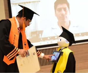 Ceremonia de graduación virtual.