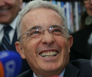 Álvaro Uribe Vélez.