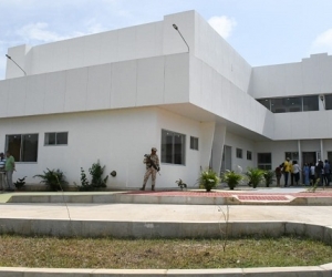 El hospital no ha sido entregado según el alcalde de Santa Bárbara de Pinto. 
