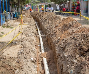 Labores de instalación de la tubería en Cristo Rey.