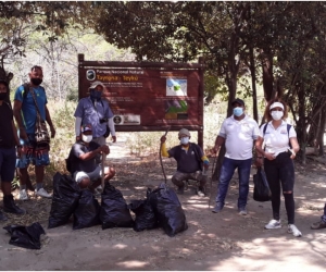 Con jornada de limpieza el Parque Natural Tayrona se alistó para reabrir este martes. 