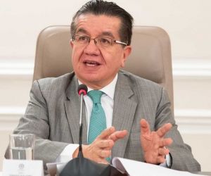 Ministro de Salud, Fernando Ruiz.