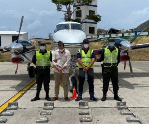 Captura de tripulantes de avioneta que transportaba casi una tonelada de cocaína a la isla de Providencia.