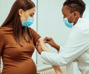 Vacuna contra el covid-19 a embarazadas.