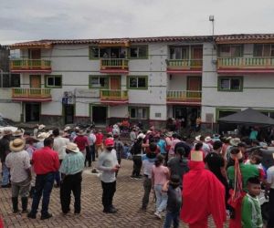 Desplazados en la cabecera de Ituango.