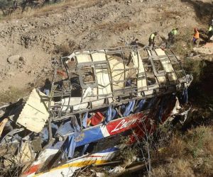 Bus accidentado en Perú.