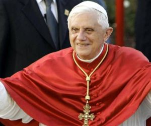 Benedicto XVI, Papa Emérito.